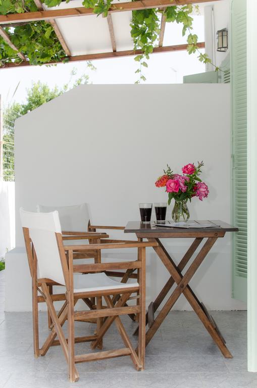 Georgias House Apartment Скирос Екстериор снимка